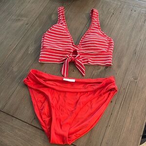 Robin Piconne GUC women’s bikini, size small top and medium bottom